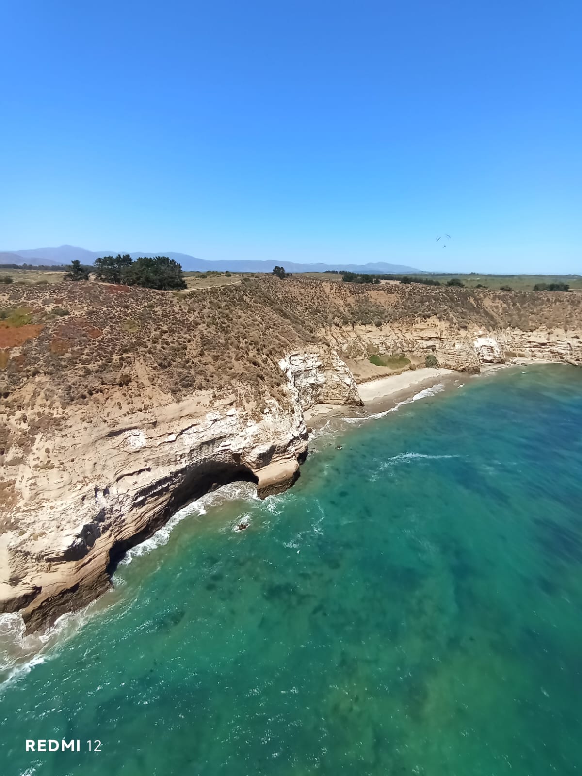 Parapente sobre el litoral de Chile